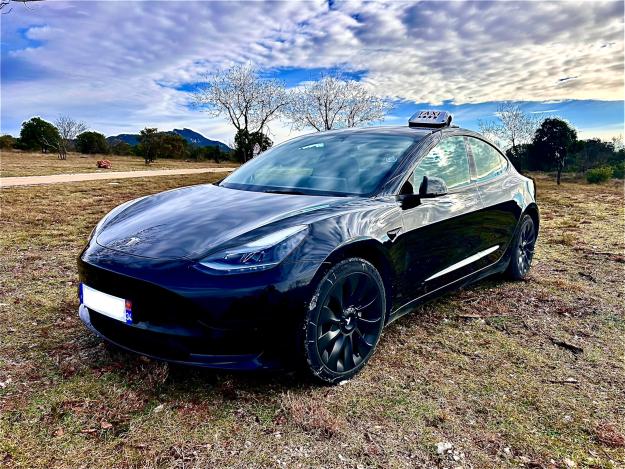 Photo véhicule SLIK TAXI - Puéchabon