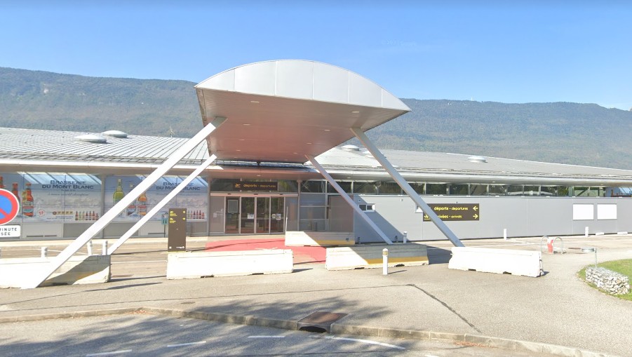 Photo de l'aéroport de Chambery, accessible en TAXI ou VTC Allo!Taxi'Cab