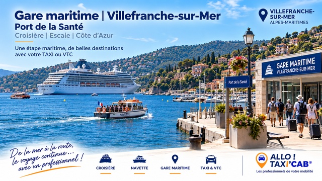 Navire de croisière au mouillage dans la rade de Villefranche-sur-Mer et navette vers la Gare maritime