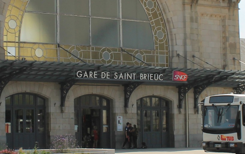 Photo_image_Gare de Saint-Brieuc, accessible en TAXI ou VTC ➤  Portail-annuaire ALLO ! TAXI'CAB
